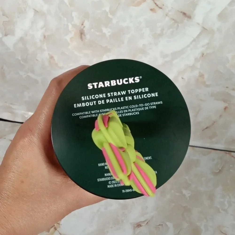 Starbucks Holiday Christmas tumbler bow silicone 24oz new - Picture 4 of 4
